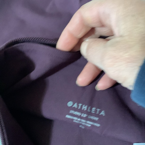 2 Athleta Studio 2.5 “ shorts women’s (2 pairs) - Picture 15 of 15